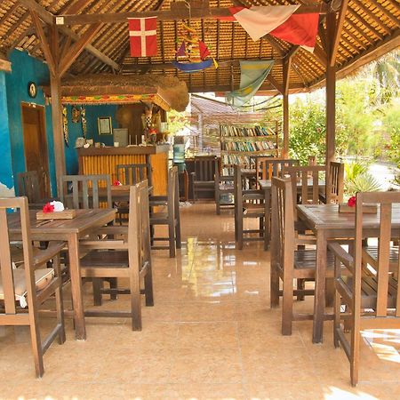 Bunga Bungalows Gili Meno Bagian luar foto