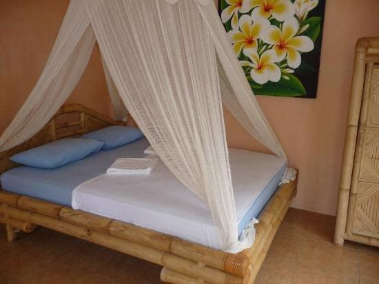 Bunga Bungalows Gili Meno Bagian luar foto