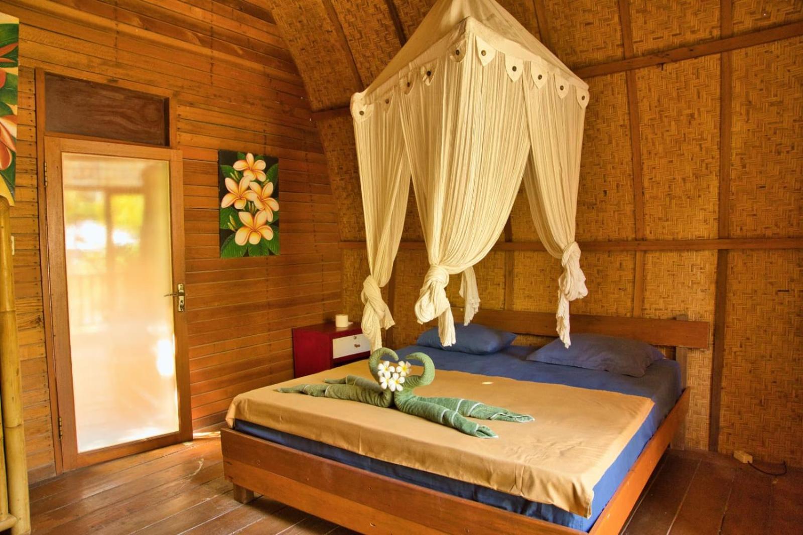 Bunga Bungalows Gili Meno Bagian luar foto